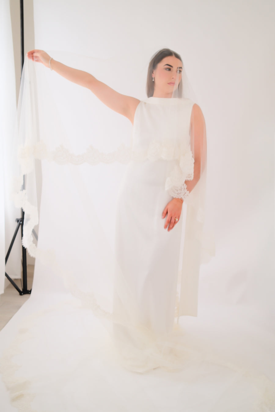 Lexi Corded Lace Veil