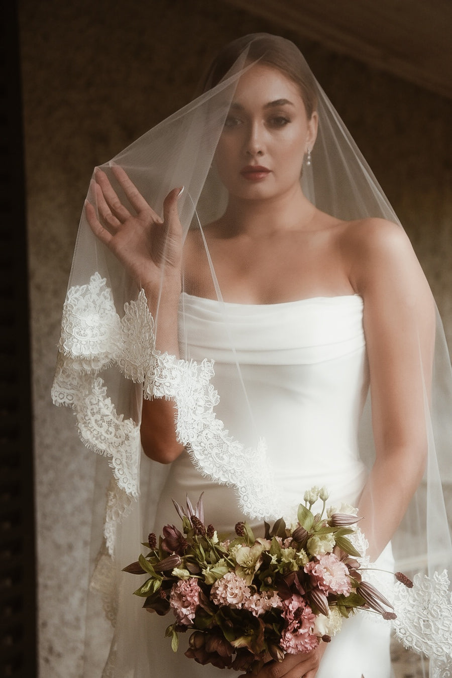 Lexi Corded Lace Veil