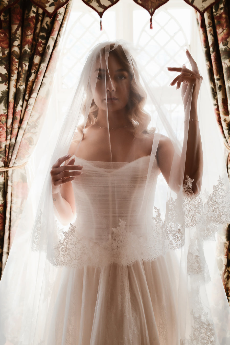 Ella 2-Tier Gathered Lace Trim Veil