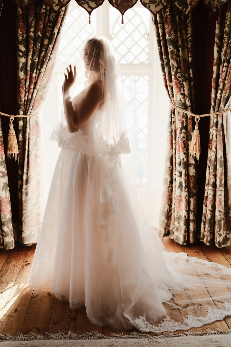 Ella 2-Tier Gathered Lace Trim Veil